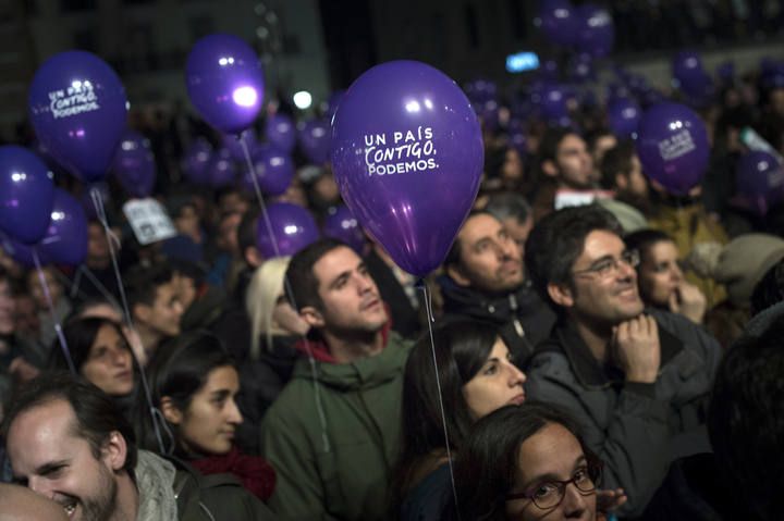 Los candidatos celebran los resultados de las elecciones