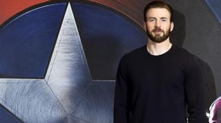 Chris Evans: "Ningún héroe merece poder absoluto"