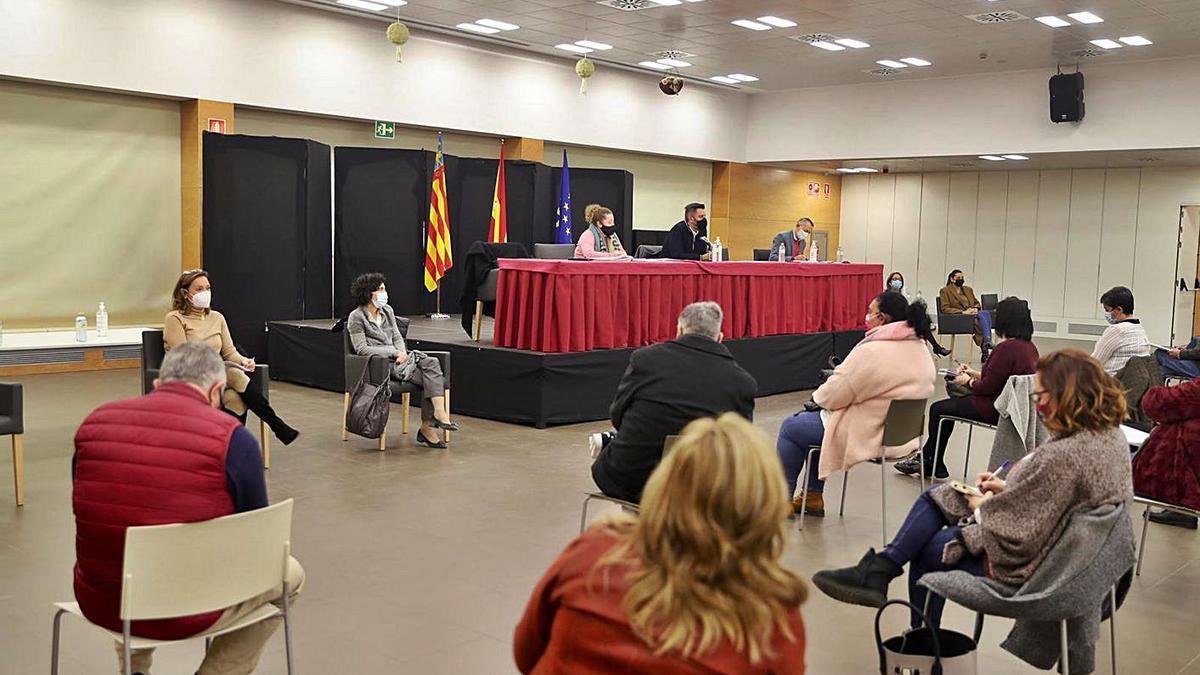 Los plenos de la JCF siguen manteniendo el formato de reunión presencial, como el de ayer. | ARMANDO ROMERO / JCF