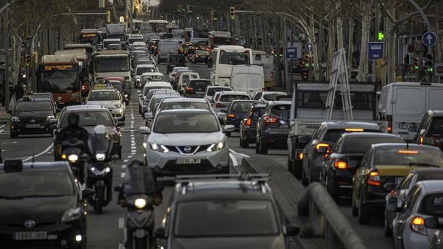 El sector del automóvil pide que no se &#039;ataque&#039; al diesel