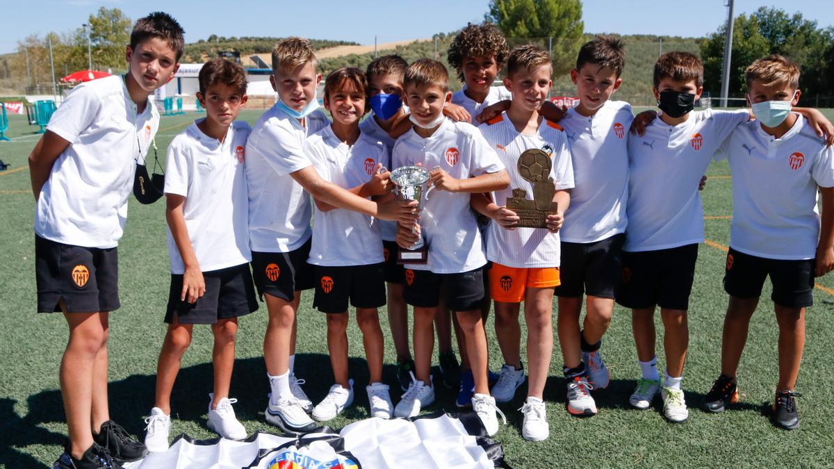El Valencia CF se impuso en la categoría Benjamín, cuya fase final se disputó en Santaella.