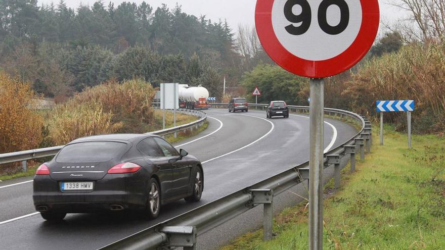 Eliminado el margen de 20 km/h para adelantar en víasconvencionales