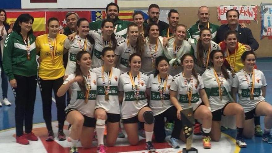 Conjunto juvenil del Elche que se proclamó el pasado domingo campeón de España