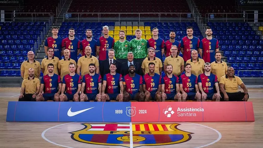 Así se hizo la foto oficial de la plantilla de balonmano del Barça 2024-25