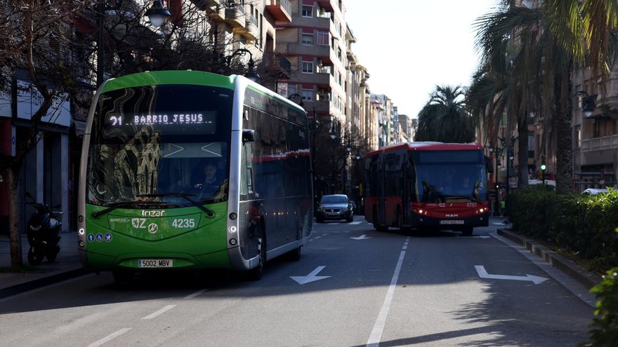Estas son las líneas de autobuses que volverán a circular por César Augusto: solo hay una línea que no recuperará su recorrido