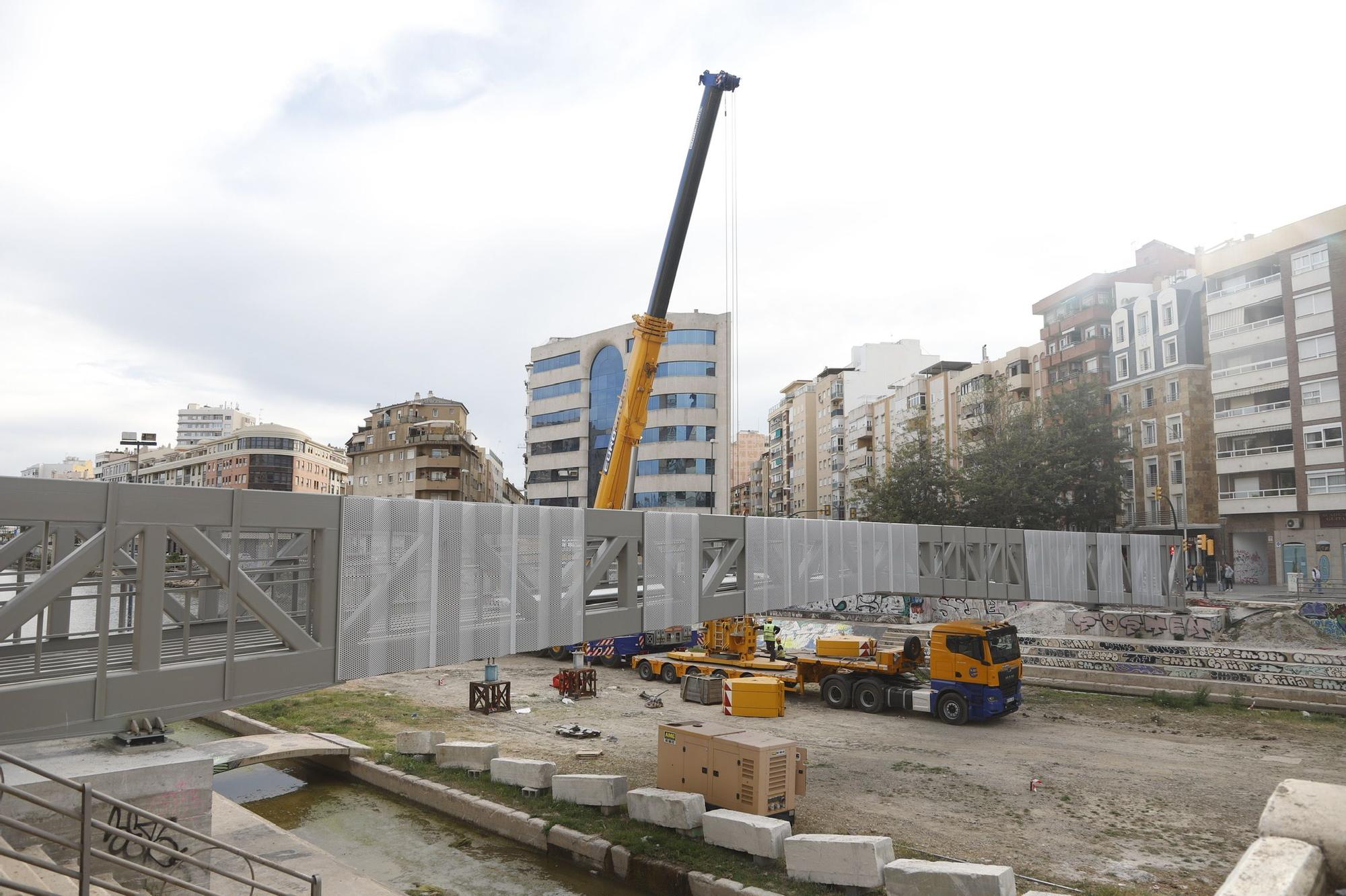 Continúa el montaje del nuevo puente del CAC