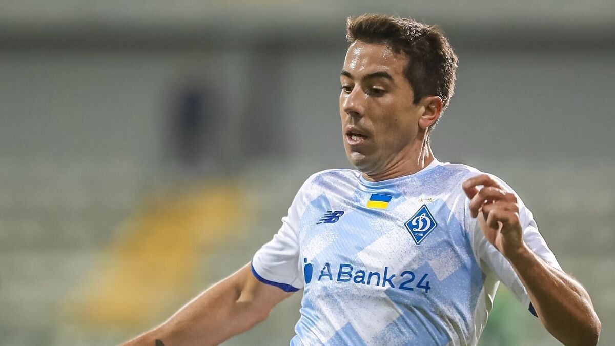 El futbolista uruguayo llevaba tres años en Kiev | Twitter / Carlos de Pena