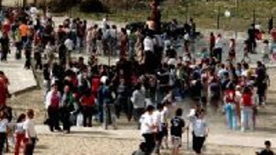 300 personas participan en las actividades de ´Adivina Extremadura´ en el Valle del Jerte