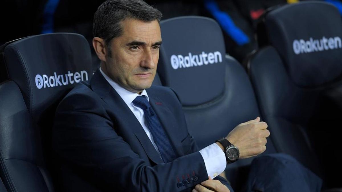 Valverde, en el banquillo del Camp Nou