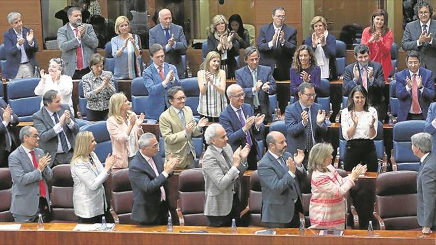 Garrido, elegido presidente de la Comunidad de Madrid