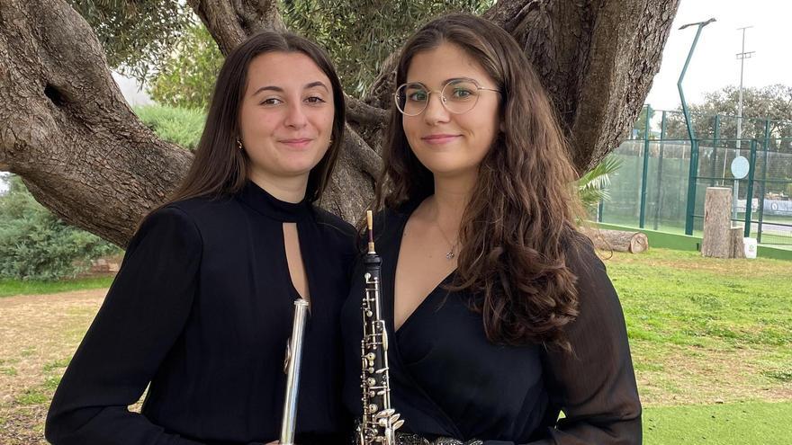 Fustem Duo actuen hui en el Museu de la Seda de València