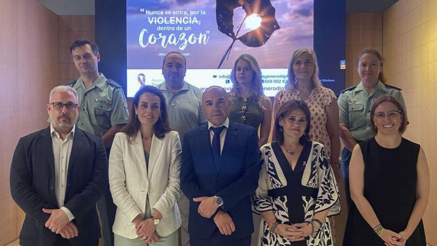 Jornada sobre violencia de género digital | ROI CRUZ