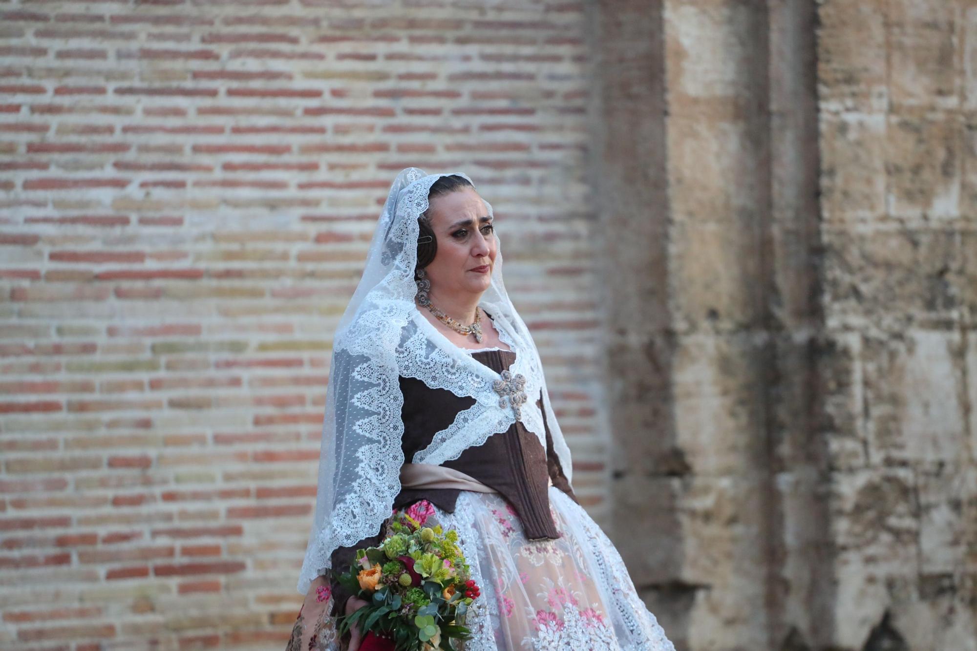 Búscate en el primer día de ofrenda por la calle de la Paz (entre las 18:00 a las 19:00 horas)