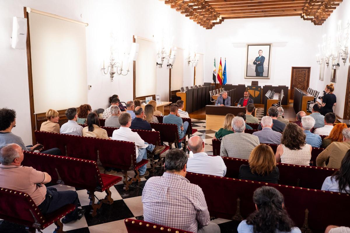 Galería | Así ha sido la presentación de 'Bajo el mismo cielo' de Paco Boya