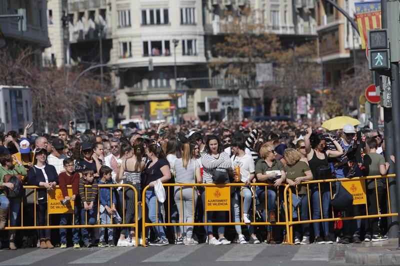 Búscate en la mascletà del 2 de marzo