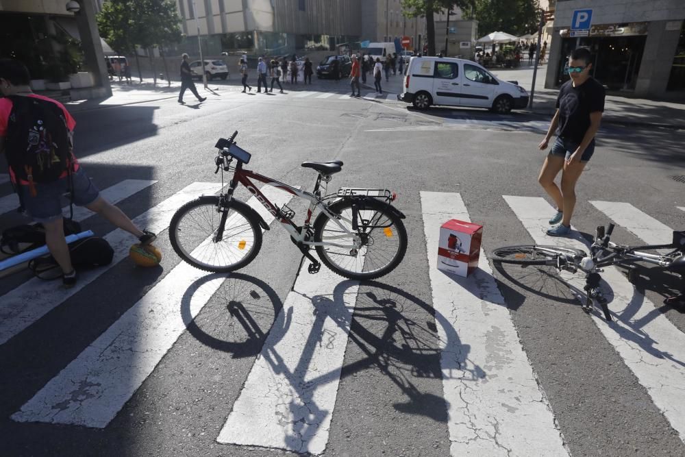 Tallen els accessos a la plaça Catalunya