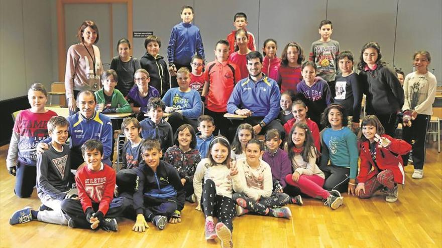 Aquest març torna ‘Pilota a l’Escola’