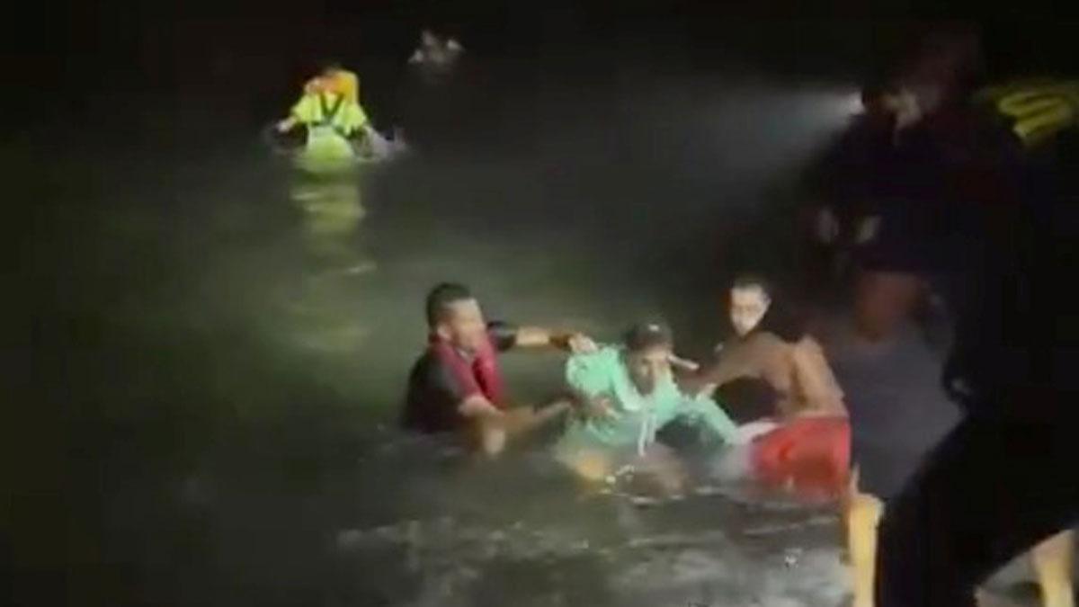 Siete muertos y 28 rescatados al naufragar una patera al norte de Lanzarote