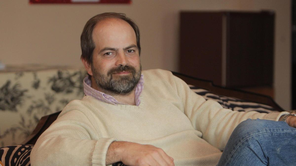 El neumólogo del CHUS Juan Suárez Antelo
