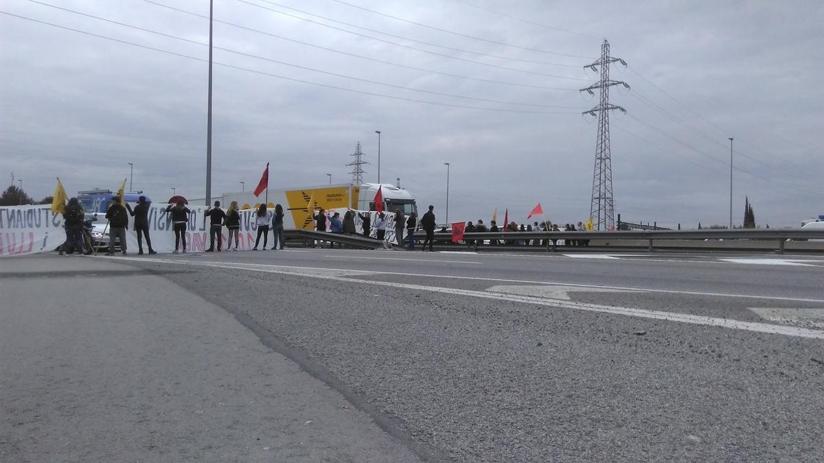 Protesta de estudiantes de la UAB por las tasas.