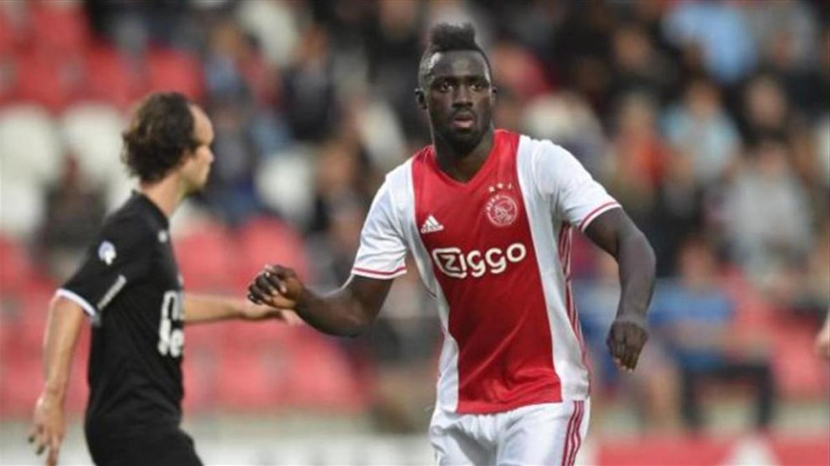 Davinson ha sorprendido en su primer año en el Ajax