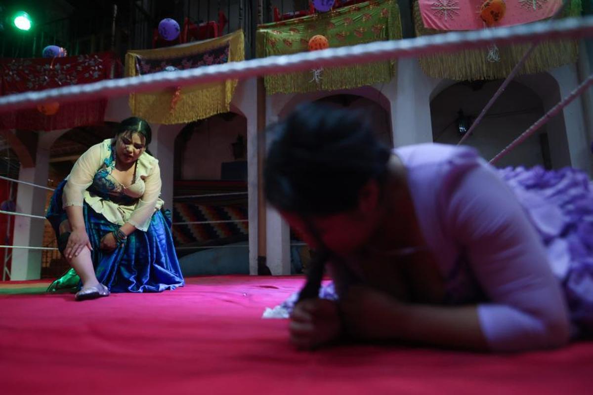 Las “Cholitas Luchadoras”: el poder femenino que desafía el machismo desde el ring