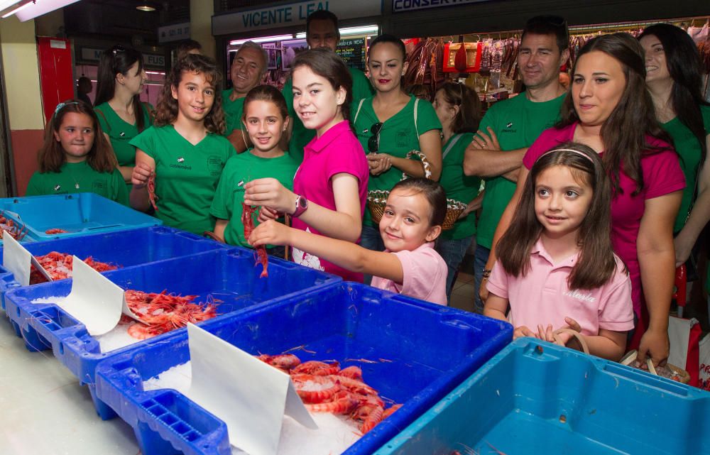 La Hoguera Calderón de la Barca-Plaza de España nos acompaña al Mercado Central para comprar los ingredientes