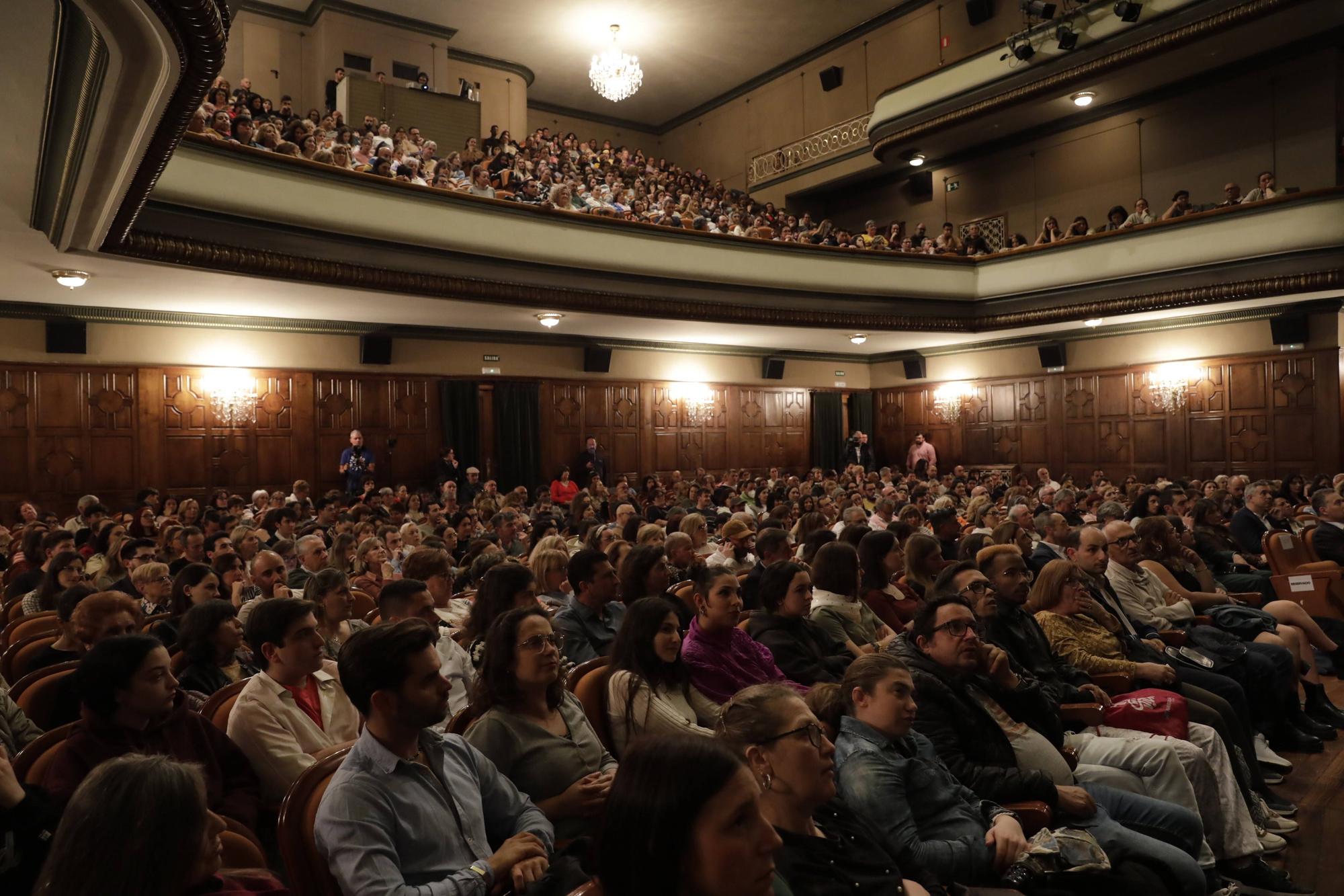 Así fue el emocionante estreno de "Campeones" en el teatro Filarmónica de Oviedo