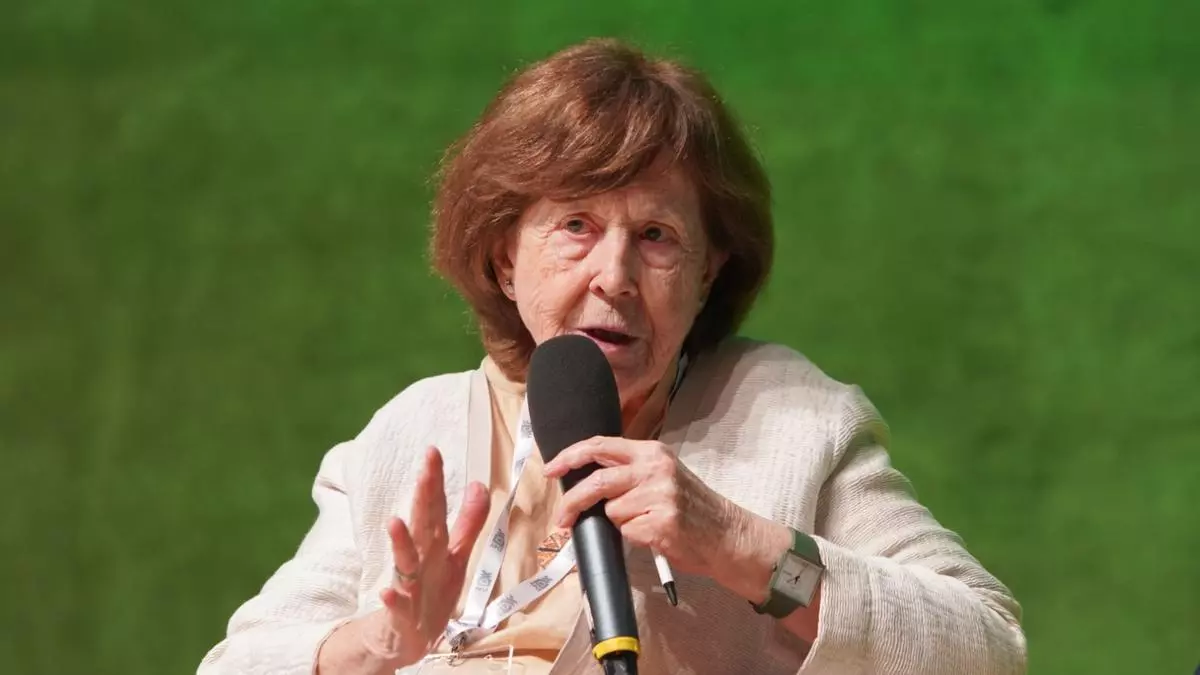 Carme Trilla: "Los decretos de vivienda podrían ser mejores y más valientes, pero avanzan hacia el acuerdo"