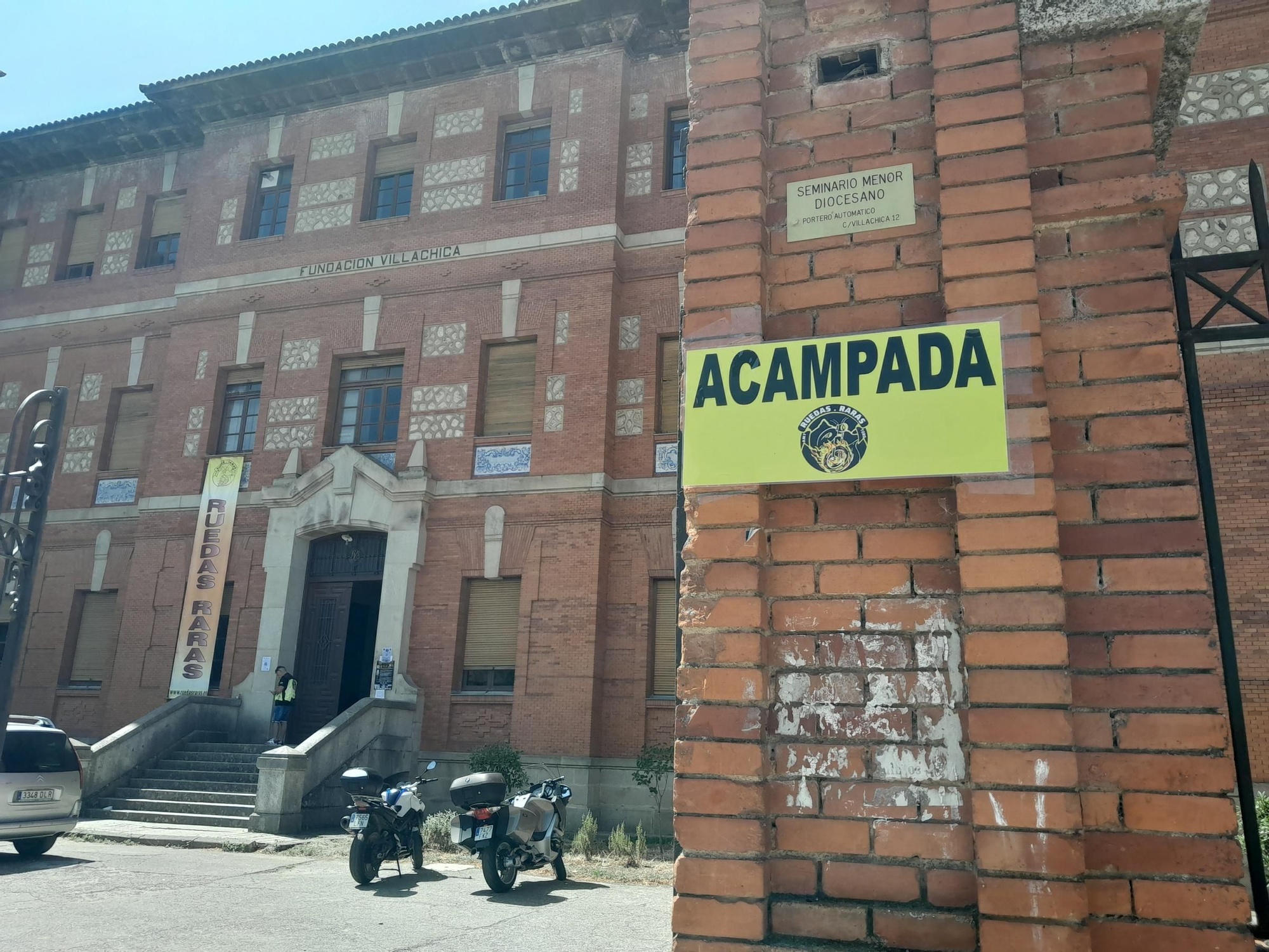 GALERÍA | La concentración "Ruedas Raras" llena Toro de motos y mucho ruido