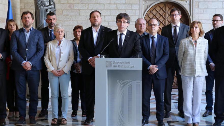 Puigdemont acusa l&#039;Estat de &quot;suspendre de facto&quot; l&#039;autonomia i manté l&#039;1-O
