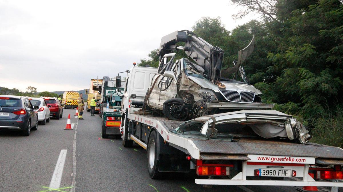 Un accident entre un turisme i un camió a la C-65 al seu pas per Santa Cristina d'Aro
