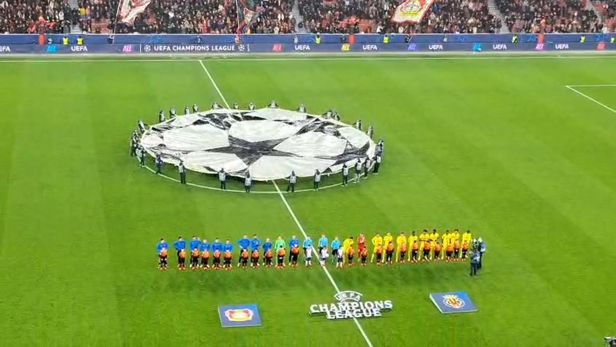 Vídeo: El himno de la Champions en el Bayer Leverkusen-Villarreal