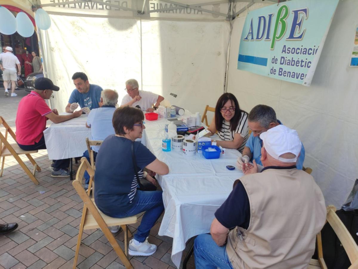 ADIBE en una campaña de detección precoz de la diabetes.