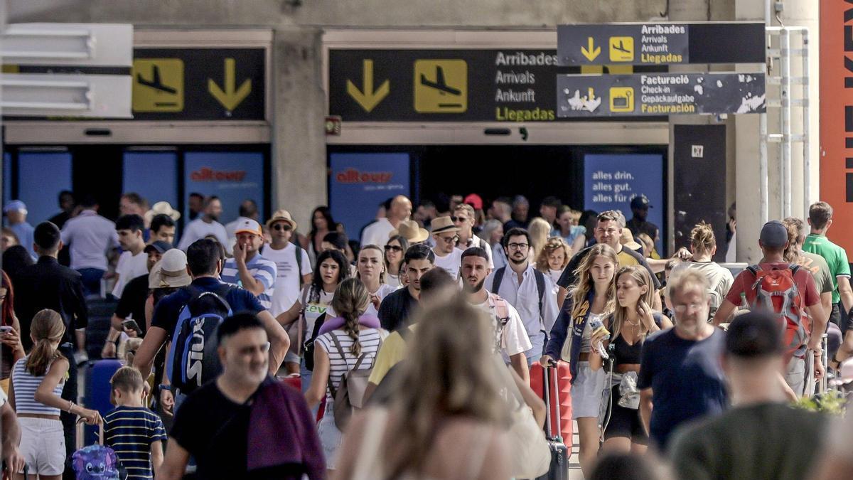La patronal ALA defiende una rebaja en las tarifas aéreas: "No creemos que los usuarios tenga que pagar más".