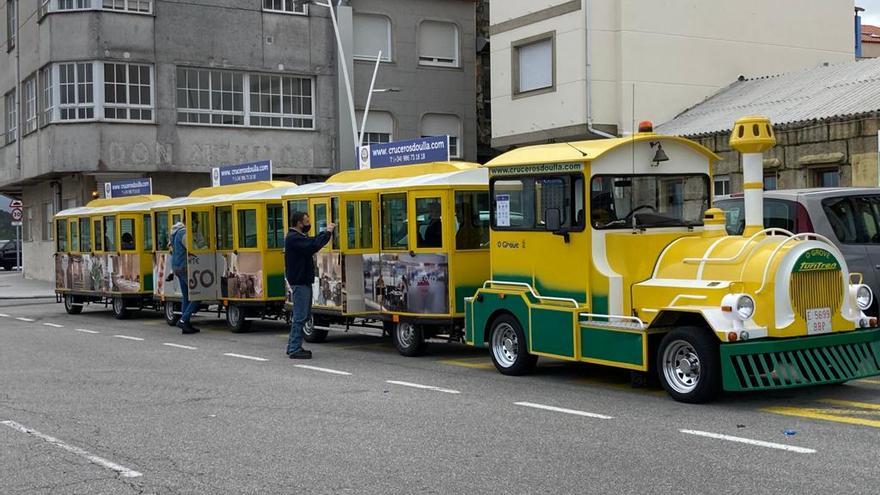 Los trenes turísticos también sufren el mal tiempo.