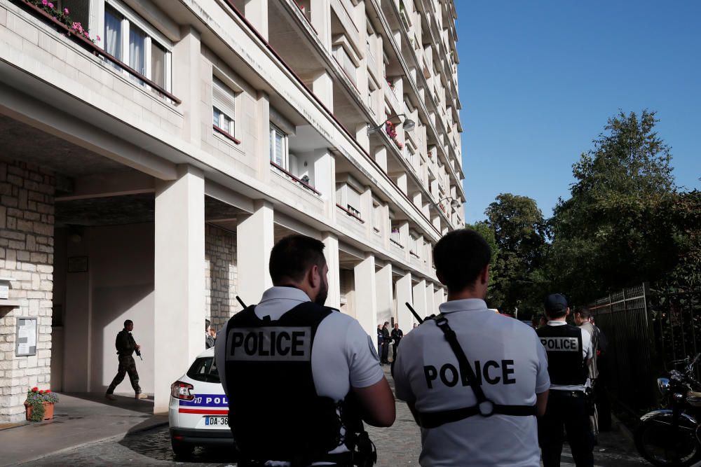 Atropello a militares a las afueras de París