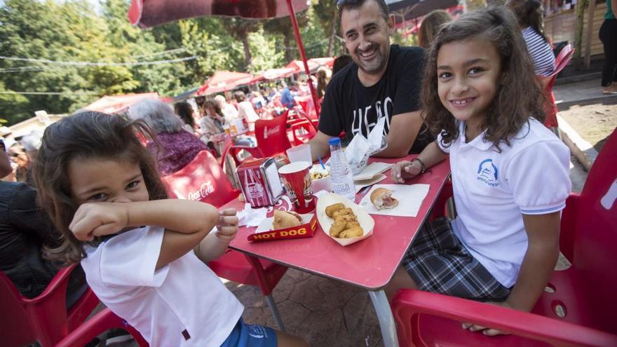 Chiringuitos gastronómicos de San Mateo en el Paseo del Bombé