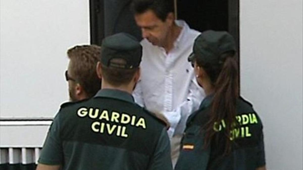 Alberto Portuondo, ayer a su llegada a los juzgados de la plaza de Castilla, en Madrid.