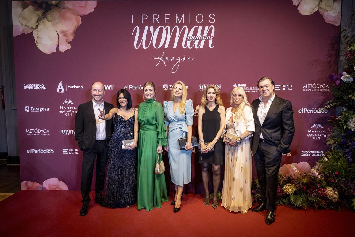 El equipo de profesionales de la clínica Metódyca estuvo presente en los I Premios Woman Aragón.