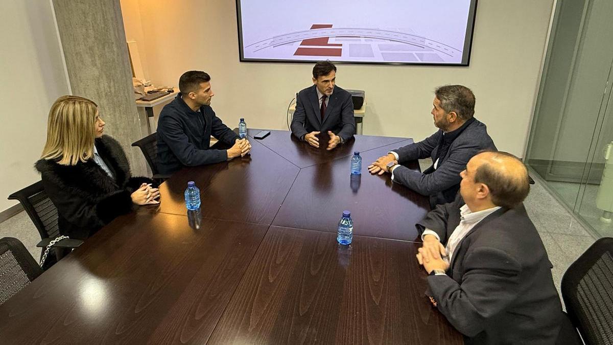 El consejero de Fomento e Infraestructuras, Jorge García Montoro, junto al alcalde de Alguazas, José Gabriel García, y el presidente de Croem, Miguel López Abad.