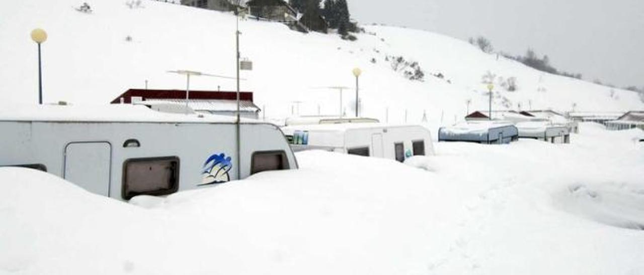 El camping de La Raya, en una imagen del pasado invierno.