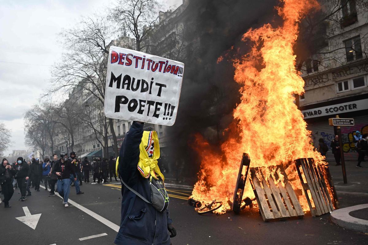 Reforma de les pensions a Espanya i França: en què s’assemblen i en què es diferencien