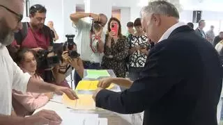 Ángel Víctor Torres pide votar para "disfrutar de la libertad" que supone y para decidir el "futuro de Canarias"