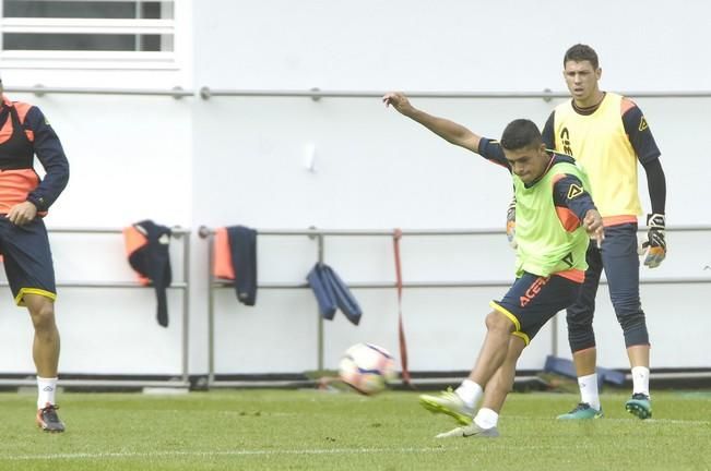 ENTRENAMIENTO DE LA UD LAS PALMAS EN BARRANCO ...