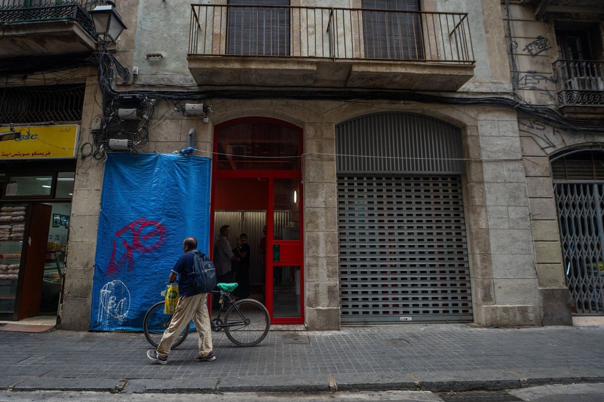 Así ha quedado una finca histórica del Raval rehabilitada como vivienda pública
