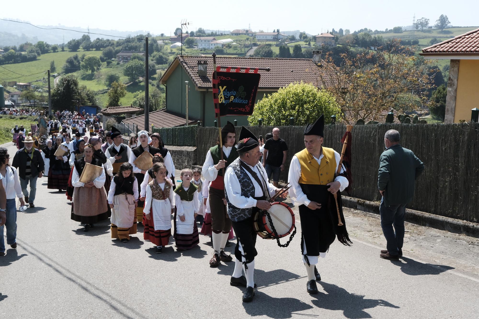 En imágenes: La procesión del Cristo de Cenero