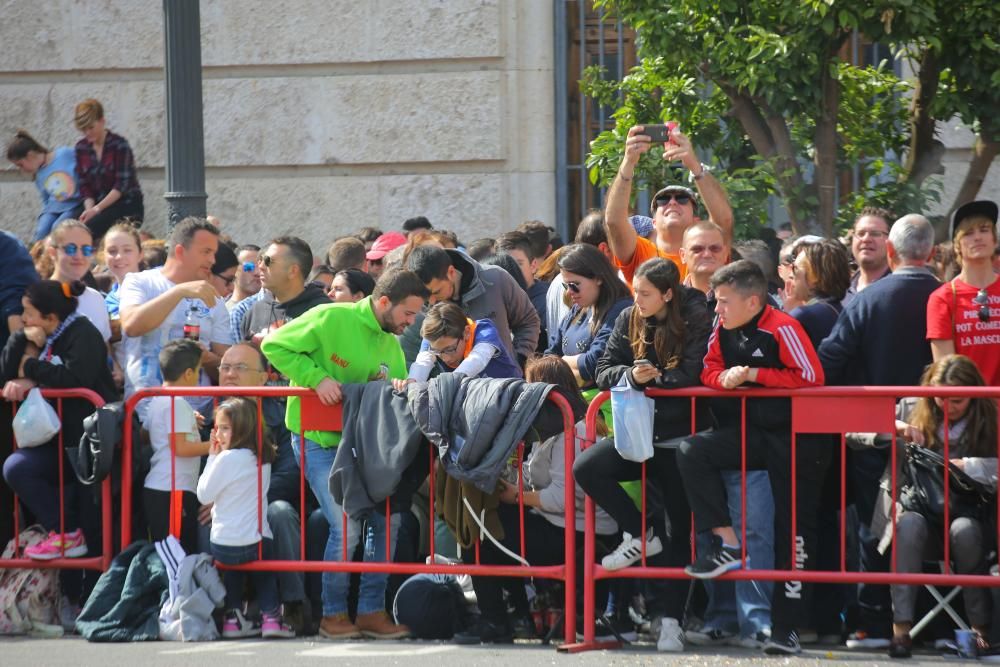 Búscate en la mascletà del 5 de marzo