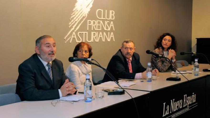 De izquierda a derecha, José Nicas, Ana Otero, Antonio Villar e Inés García.