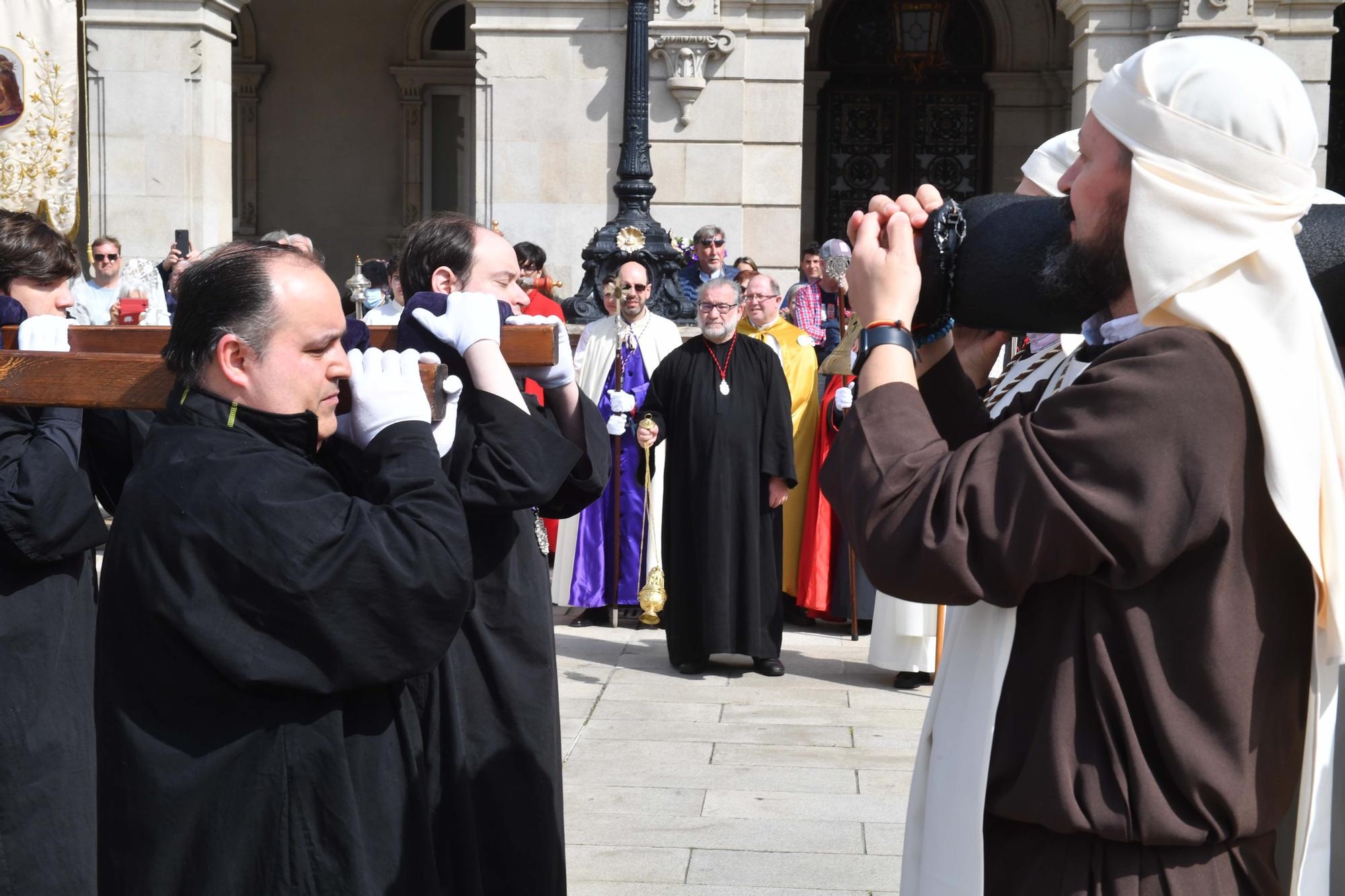 Procesión de Jesús Resucitado y Nuestra Señora de la Esperanza en A Coruña